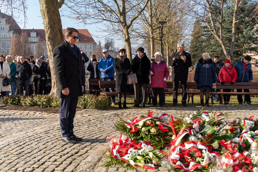 "Fenomen w skali Europy". Elblążanie oddali hołd żołnierzom AK zdjęcie nr 278692