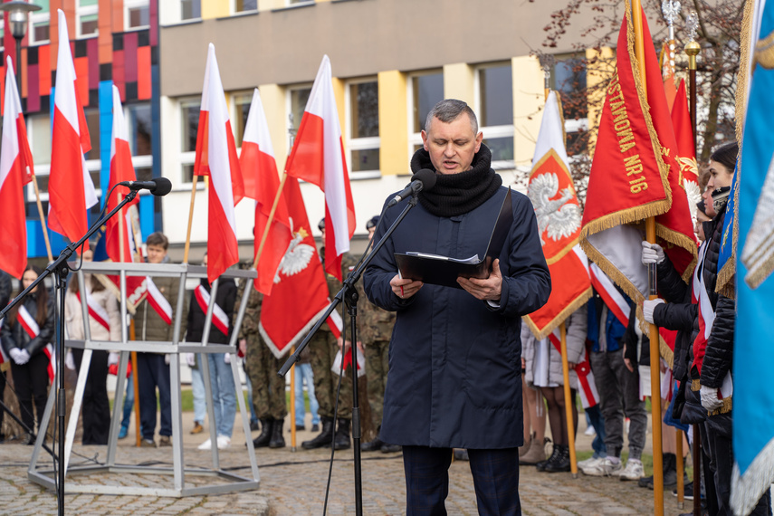 "Fenomen w skali Europy". Elblążanie oddali hołd żołnierzom AK zdjęcie nr 278658