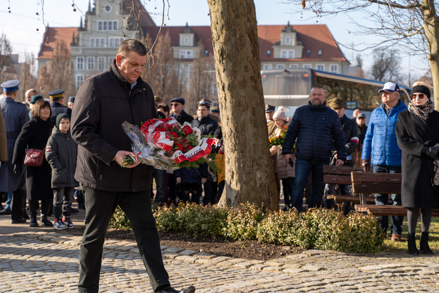 "Fenomen w skali Europy". Elblążanie oddali hołd żołnierzom AK zdjęcie nr 278688