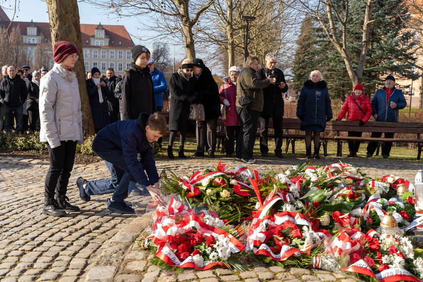 "Fenomen w skali Europy". Elblążanie oddali hołd żołnierzom AK zdjęcie nr 278697