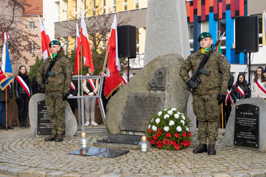 "Fenomen w skali Europy". Elblążanie oddali hołd żołnierzom AK zdjęcie nr 278659