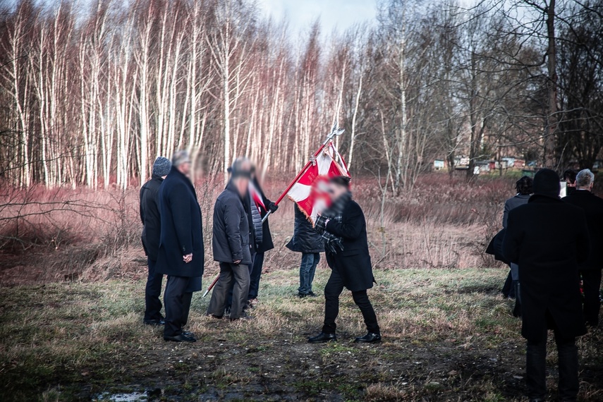 Ambasador w Pieniężnie. Demonstracja prorosyjska, antyrosyjska pikieta zdjęcie nr 278975