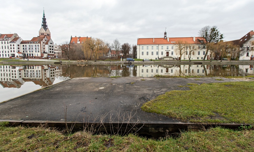 Firma z Gdańska zmodernizuje nabrzeże rzeki Elbląg  zdjęcie nr 279057