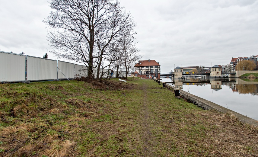 Firma z Gdańska zmodernizuje nabrzeże rzeki Elbląg  zdjęcie nr 279055