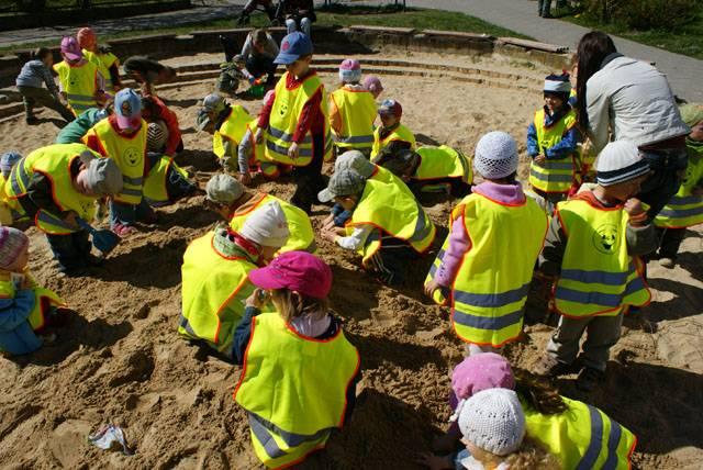 Zielona zabawa w SP 18 zdjęcie nr 22611