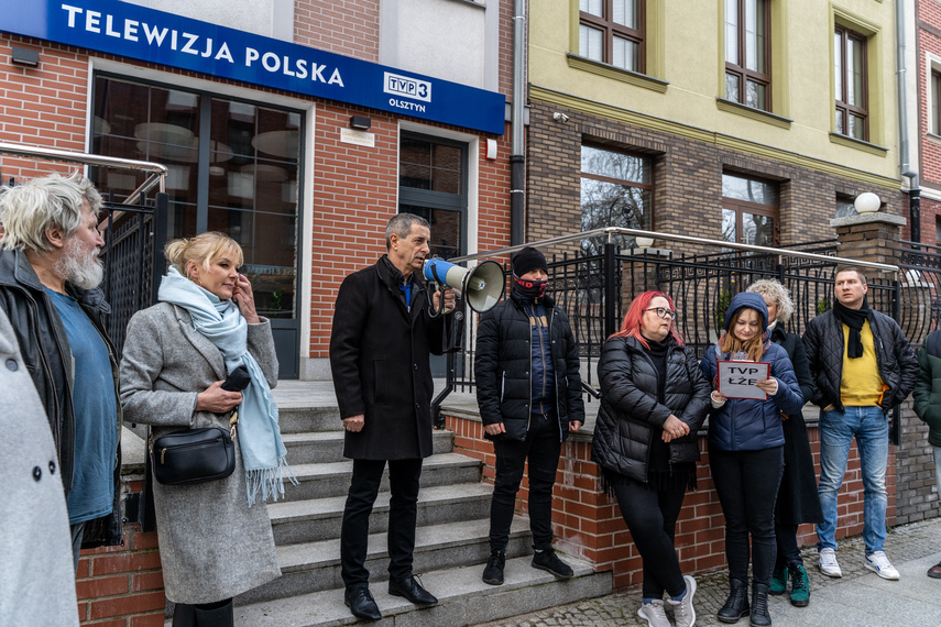 To, co się dzieje w telewizji publicznej, to niestety zakrawa na dramat zdjęcie nr 280237