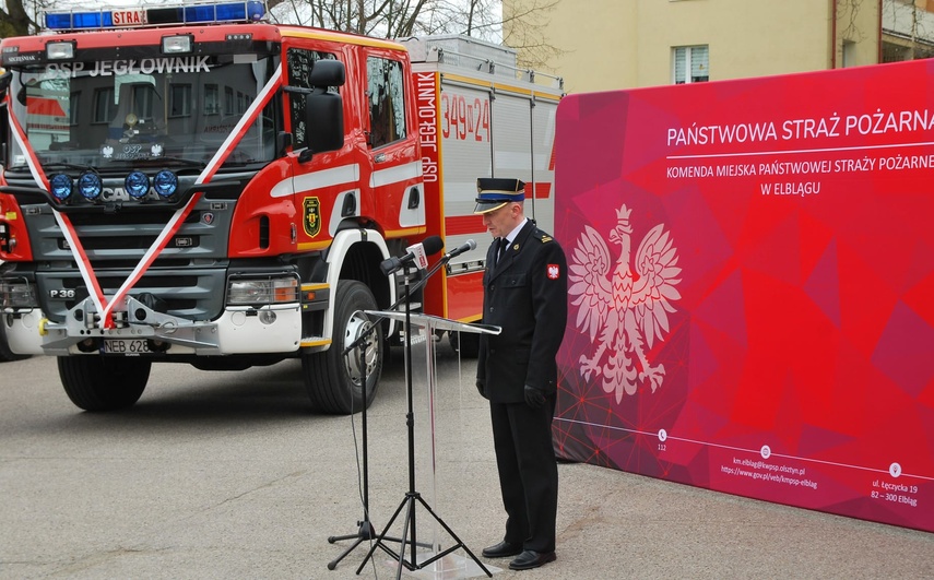 Nowe auta dla straży zdjęcie nr 281518