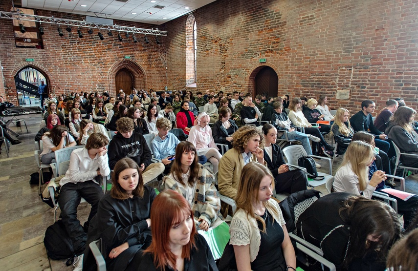 Dyskutowali o religiach świata zdjęcie nr 282316