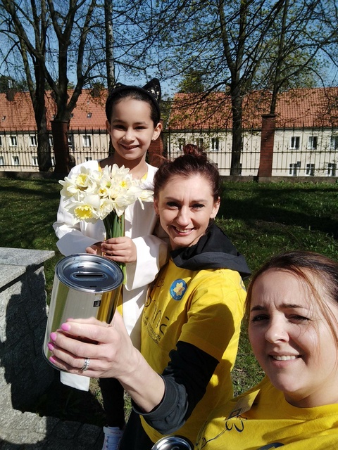 Kwestowali na rzecz elbląskiego hospicjum zdjęcie nr 283344