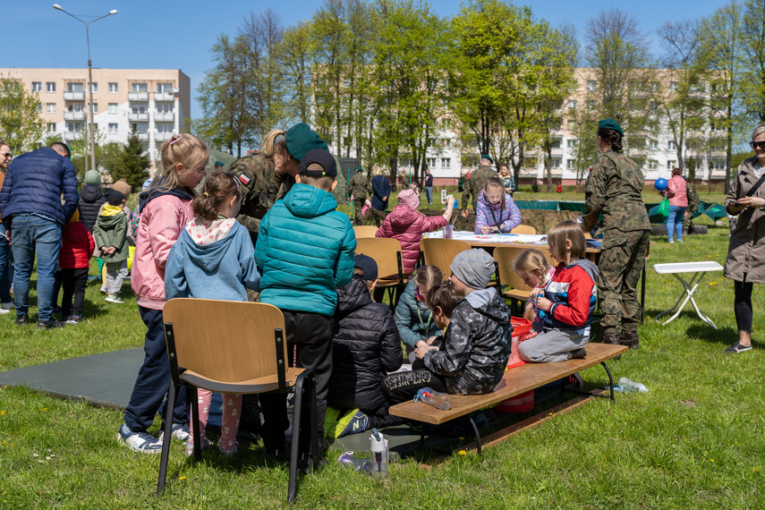 Mundurowo-festynowo zdjęcie nr 284066