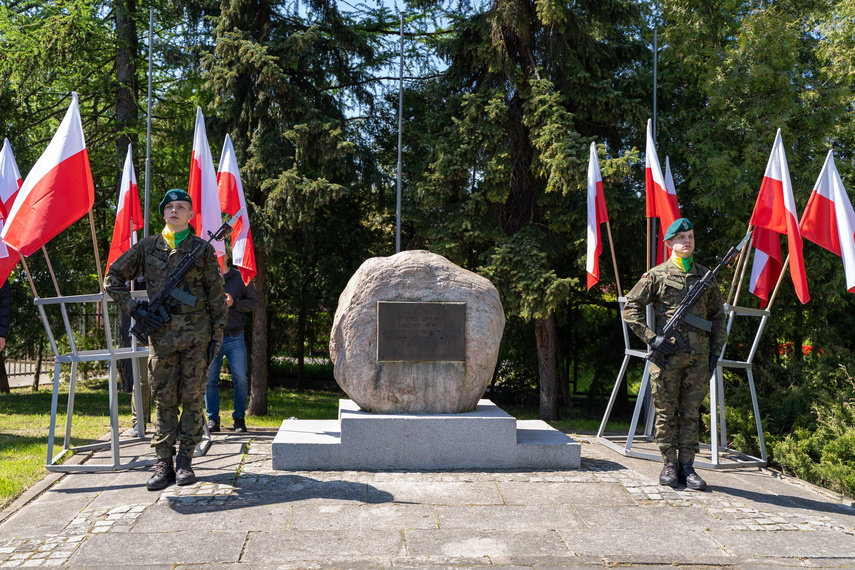 "Piętno na ludzkości". Upamiętnili ofiary KL Stutthof zdjęcie nr 284300