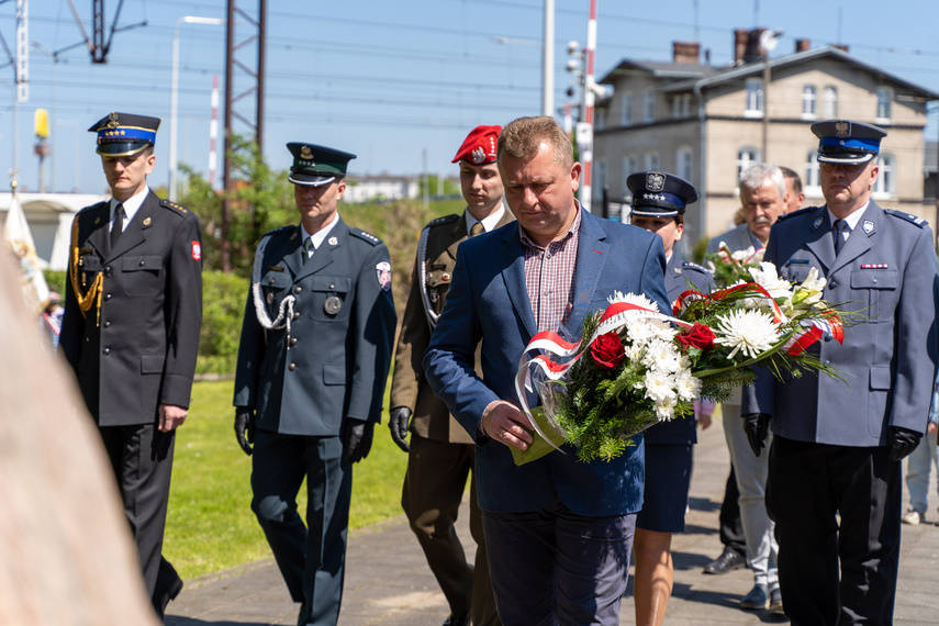"Piętno na ludzkości". Upamiętnili ofiary KL Stutthof zdjęcie nr 284312