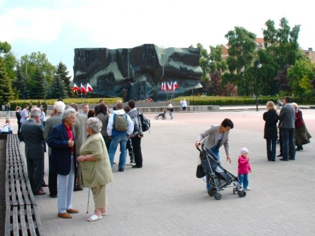 Obchody 64. rocznicy zakończenia II wojny światowej zdjęcie nr 22964