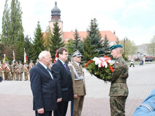 Obchody 64. rocznicy zakończenia II wojny światowej zdjęcie nr 22959