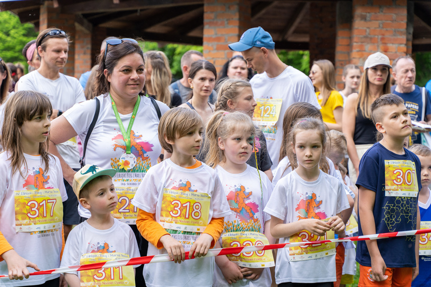 Bieg (i marsz) w kolorze nadziei zdjęcie nr 284750