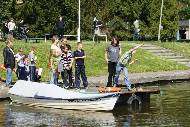 Nowy sezon żeglarzy z lilijką zdjęcie nr 23088