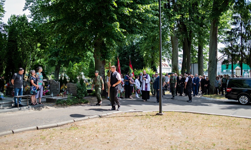 Ostatnia droga byłego prezydenta zdjęcie nr 287985