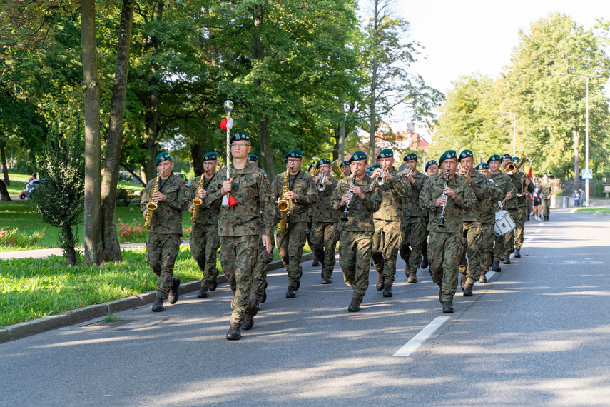 „Grom z jasnego nieba” zdjęcie nr 293136