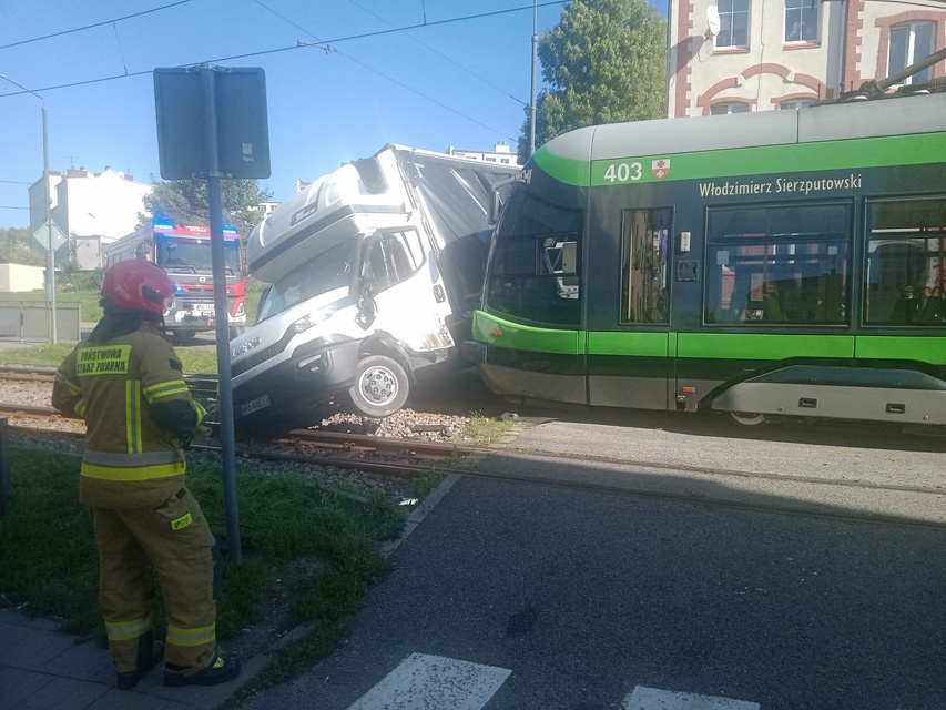 Zderzył się z tramwajem zdjęcie nr 293357