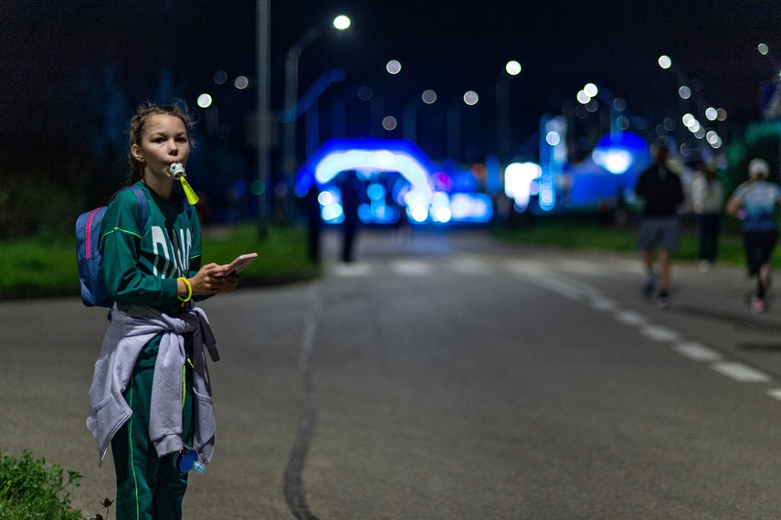 Nocne bieganie na Modrzewinie zdjęcie nr 293857