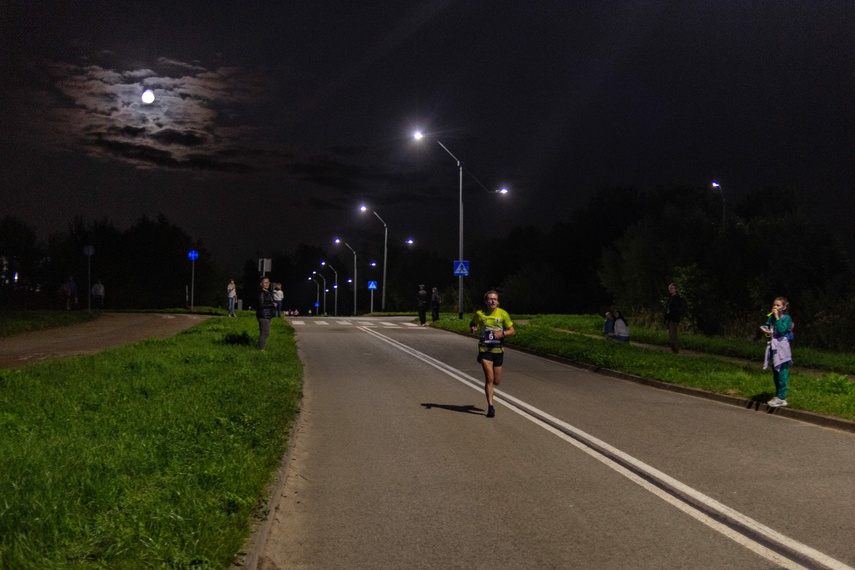 Nocne bieganie na Modrzewinie zdjęcie nr 293848