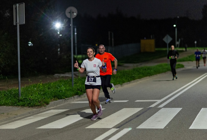 Nocne bieganie na Modrzewinie zdjęcie nr 293861