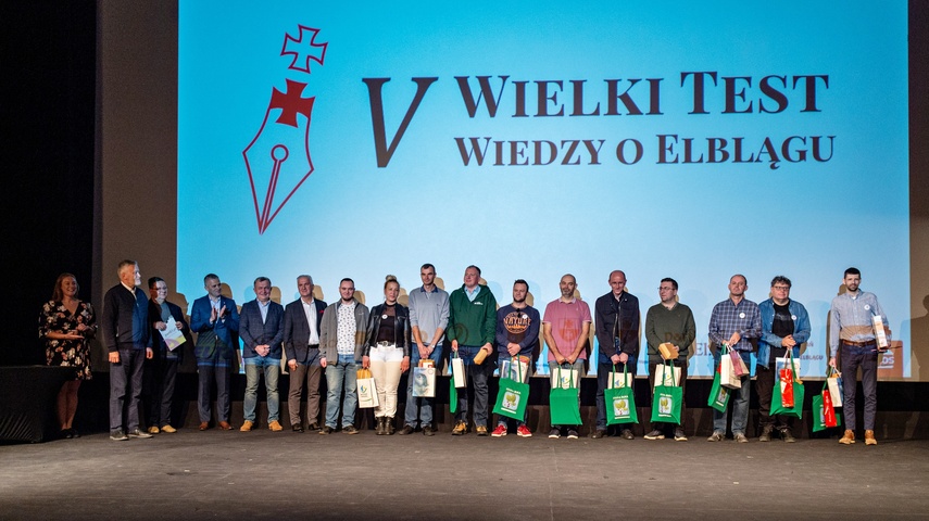 Krzysztof Borzęcki zwycięzcą V Wielkiego Testu Wiedzy o Elblągu zdjęcie nr 294657