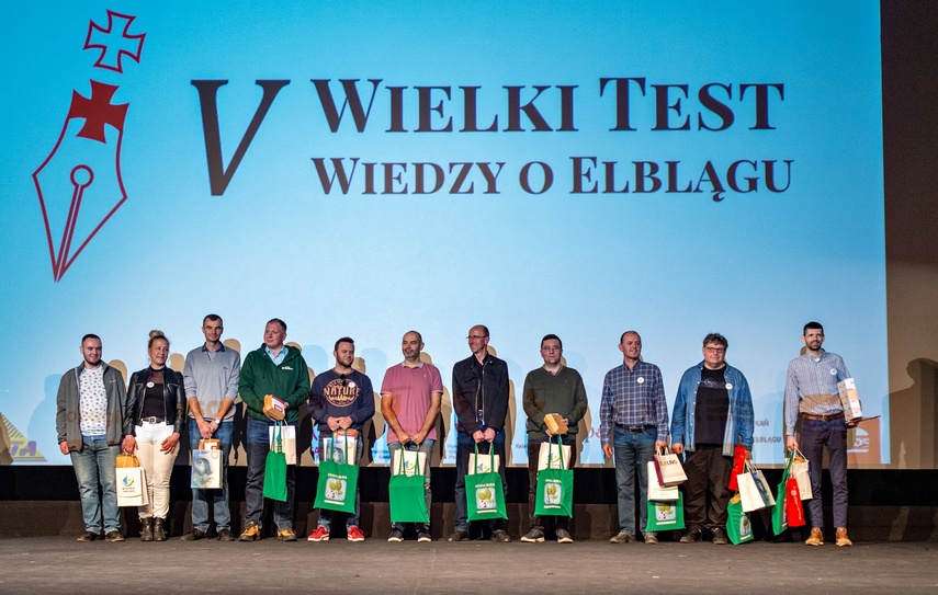 Krzysztof Borzęcki zwycięzcą V Wielkiego Testu Wiedzy o Elblągu zdjęcie nr 294656