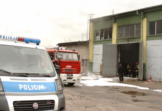 Pożar hali przy ulicy Dojazdowej zdjęcie nr 23965