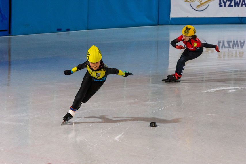 Lodowisko opanowane przez short track zdjęcie nr 295773