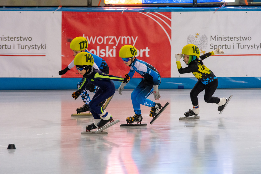 Lodowisko opanowane przez short track zdjęcie nr 295775