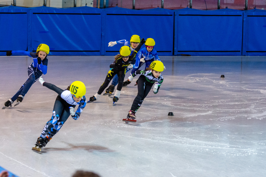 Lodowisko opanowane przez short track zdjęcie nr 295788