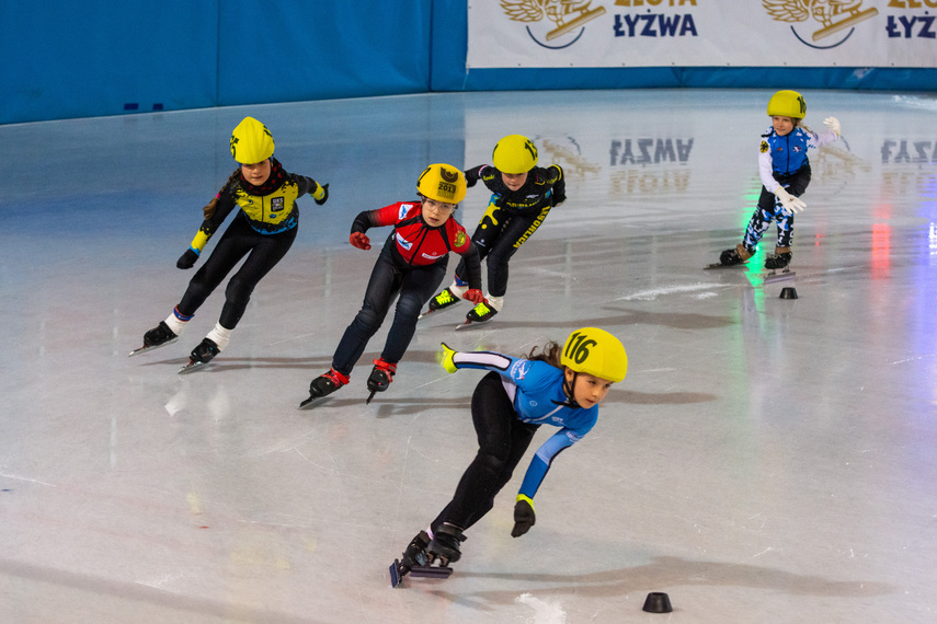 Lodowisko opanowane przez short track zdjęcie nr 295771