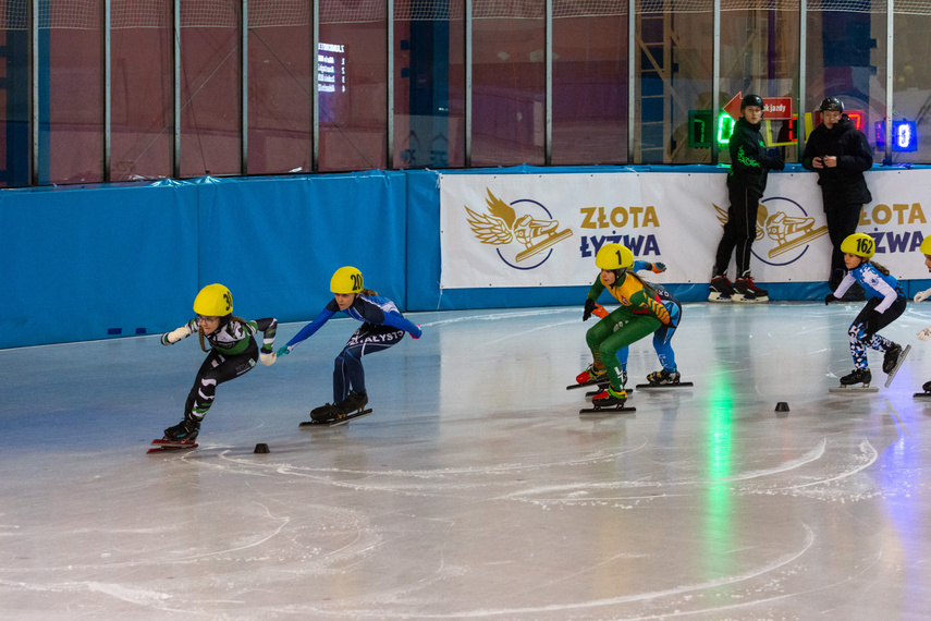 Lodowisko opanowane przez short track zdjęcie nr 295784