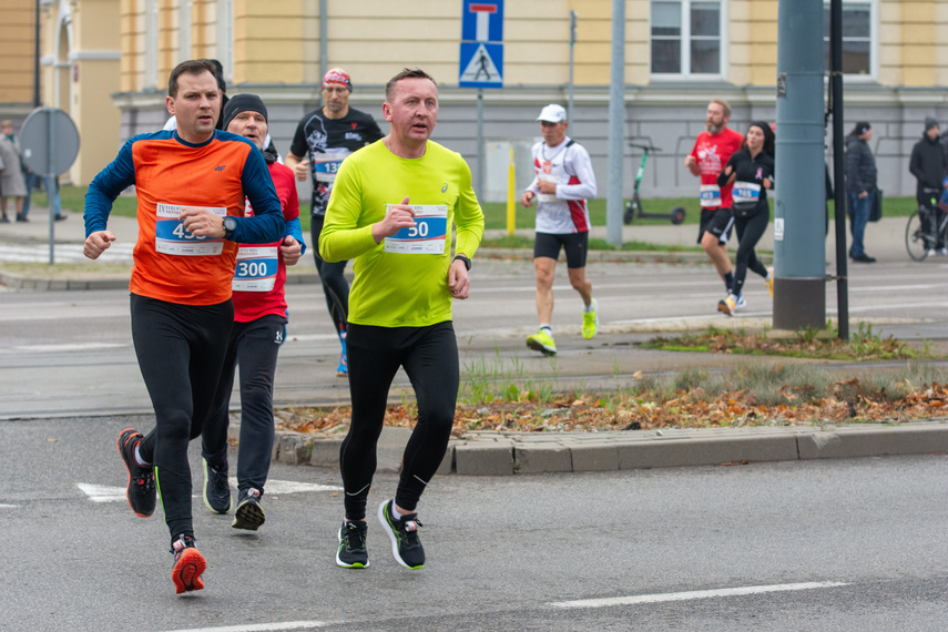 Elblążanin najszybszy w Biegu Niepodległości zdjęcie nr 296180