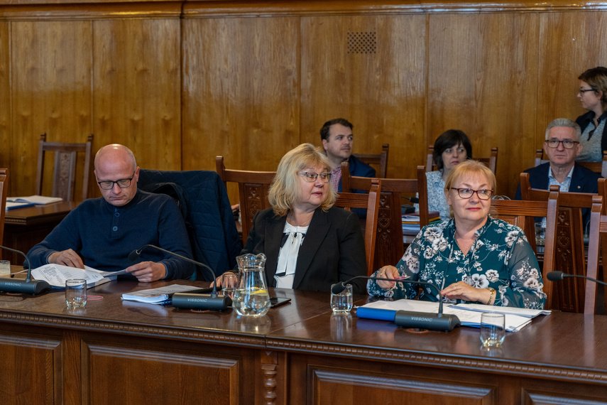 Prezydent: „Budżet trudny, ale bezpieczny” zdjęcie nr 296615