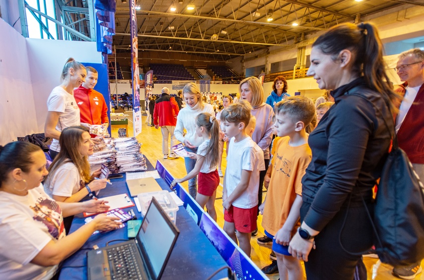 Na sportowo z Igą Baumgart-Witan i Kacprem Lewalskim zdjęcie nr 296815