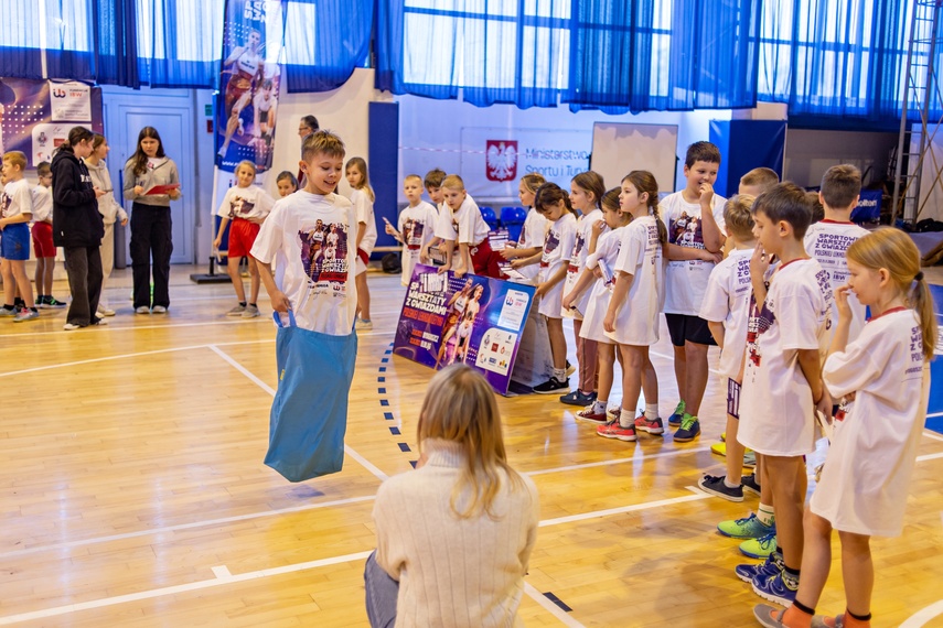 Na sportowo z Igą Baumgart-Witan i Kacprem Lewalskim zdjęcie nr 296826