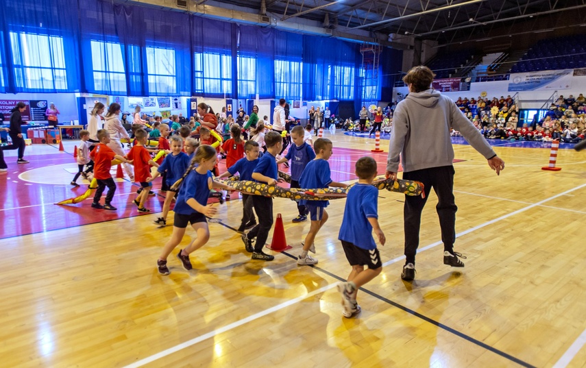 O bezpieczeństwie na sportowo i z zabawą zdjęcie nr 296901