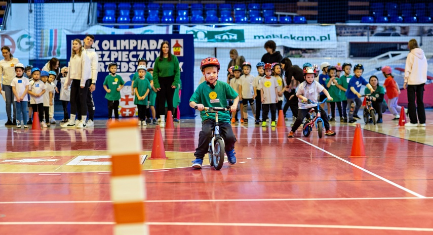 O bezpieczeństwie na sportowo i z zabawą zdjęcie nr 296880