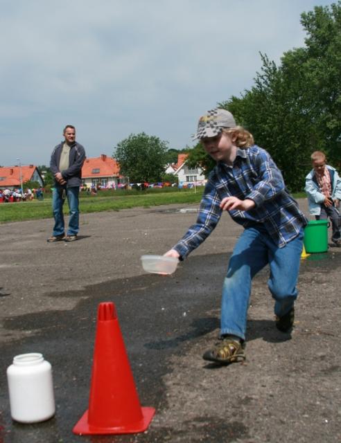Festyn rodzinny w SP nr 16 zdjęcie nr 24154