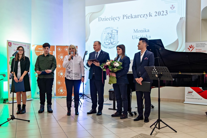 Dziękując za pomoc, czyli gala wolontariuszy zdjęcie nr 297783