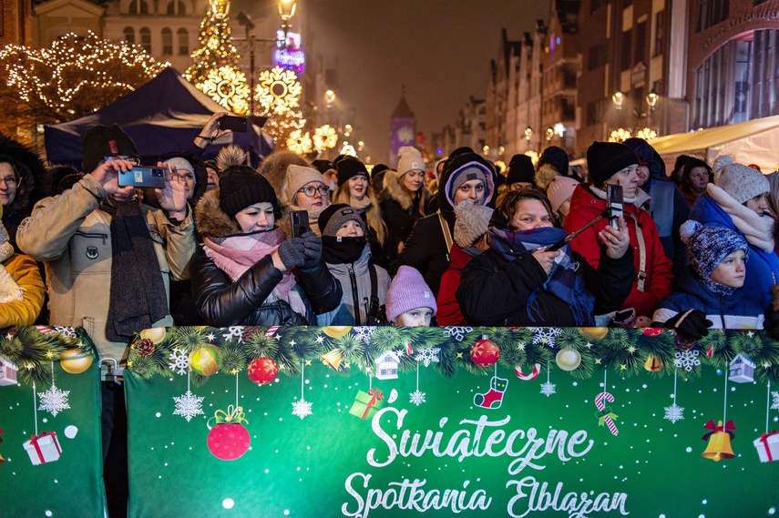 Świąteczne śpiewanie i kolędowanie na starówce zdjęcie nr 297870