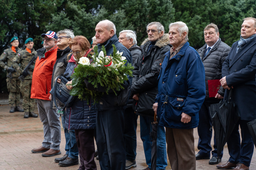 Upamiętnili rocznicę Grudnia zdjęcie nr 298382