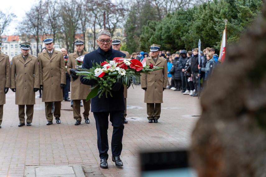 Upamiętnili rocznicę Grudnia zdjęcie nr 298396