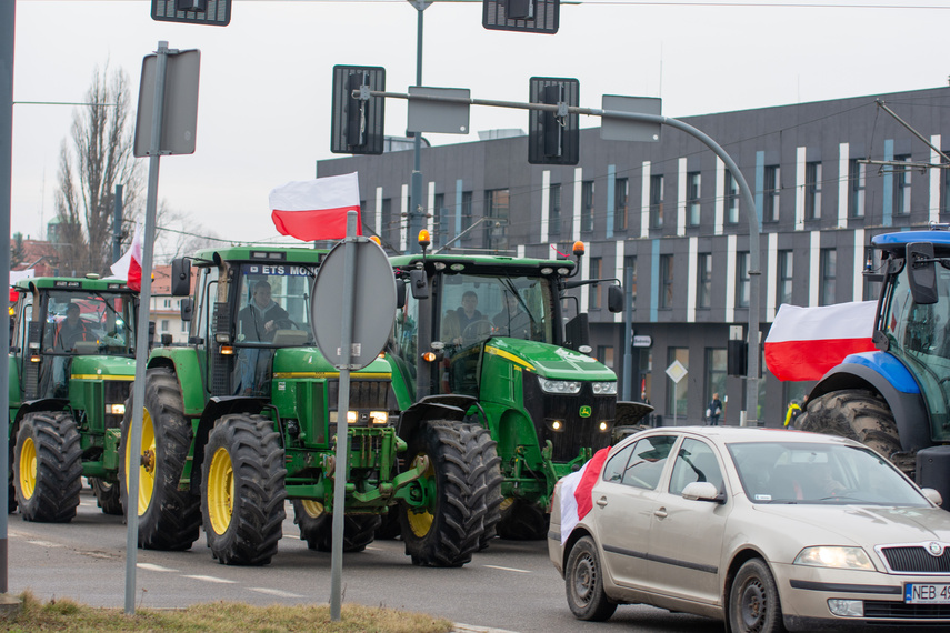 "Potrzebujemy konkretnych rozwiązań". Rolnicy protestowali na ulicach Elbląga zdjęcie nr 301597