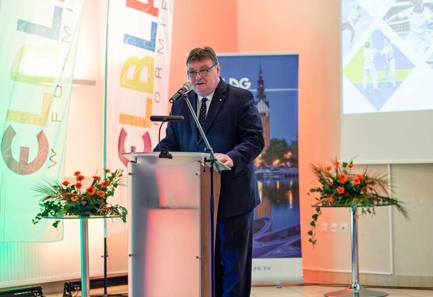 Sportowcy nagrodzeni i ze stypendiami zdjęcie nr 303923