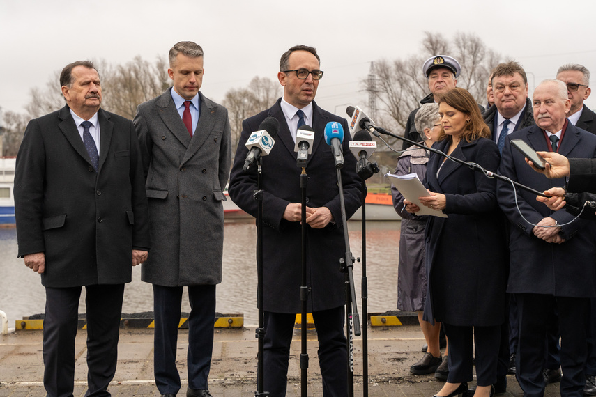 Koniec wojny rządu z samorządem w sprawie portu zdjęcie nr 303972