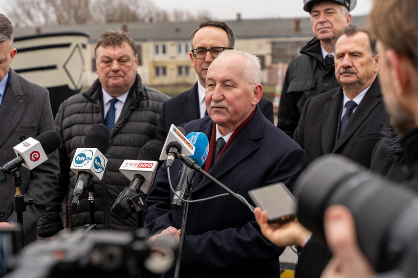 To się ogląda Koniec wojny rządu z samorządem w sprawie portu