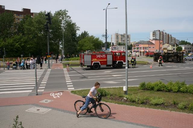 Wykolejenie na skrzyżowaniu zdjęcie nr 24718